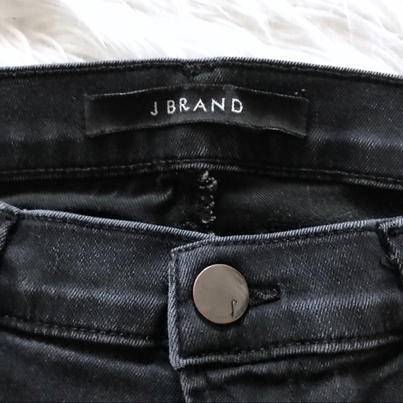 J Brand 620 Super Skinny Jeans in Veil - Picture 5 of 7
